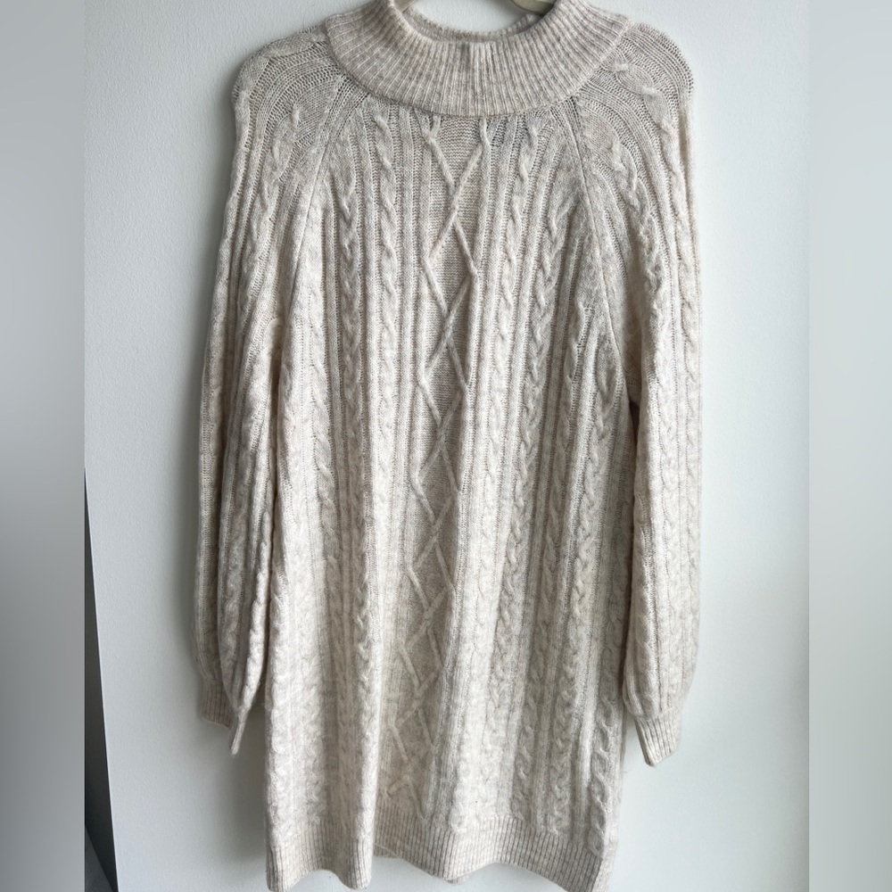 Abercrombie & Fitch sweater dress